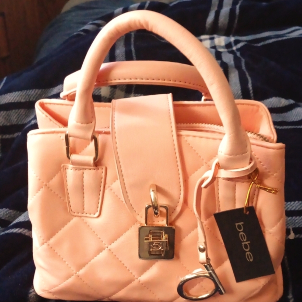 Stylish Pink Quilted Handbag with Lock Detail by bebe, gorgeous bebe lock, 😍